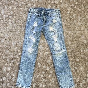 American Eagle Outfitters Light Blue Distressed Skinny Jeans